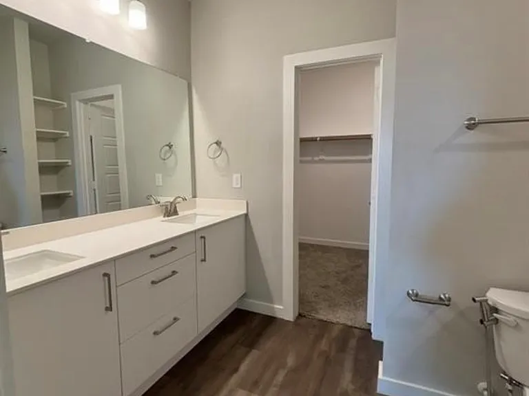 628 Blackland Dr — Photo 13