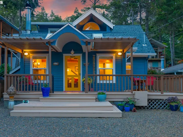 105 North Ave, Manzanita, OR 97130