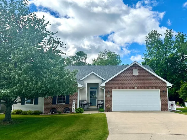 902 W Filmore St, Winterset, IA 50273