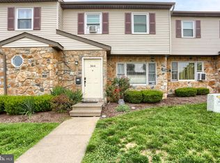 564 E Linden St, Fleetwood, PA 19522