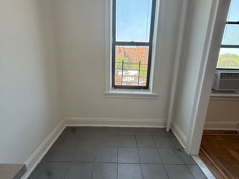7410 Ridge Blvd #5H — Photo 8
