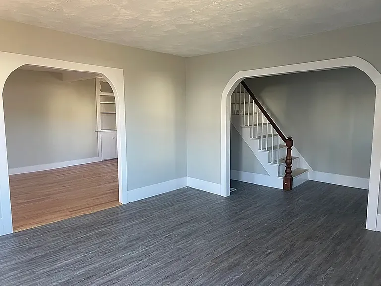 22 Legion Pkwy — Photo 12