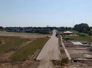 180 Bell Cir, Arlington, WI 53911