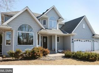 2920 Walter St N, Maplewood, MN 55109