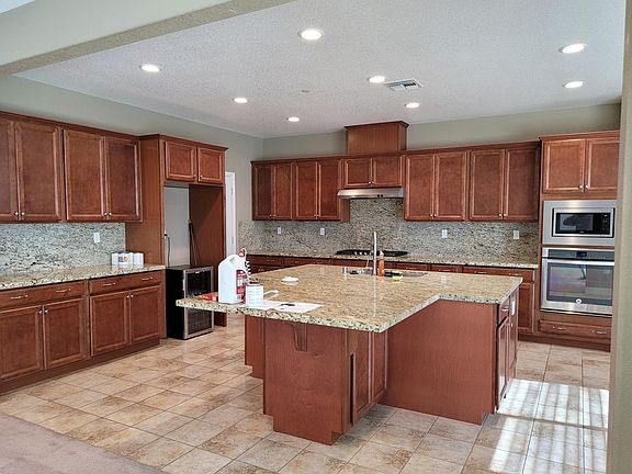 2nd image of 1800 Branson Ct