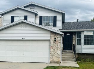 471 E Unionwood Dr, Midvale, UT 84047