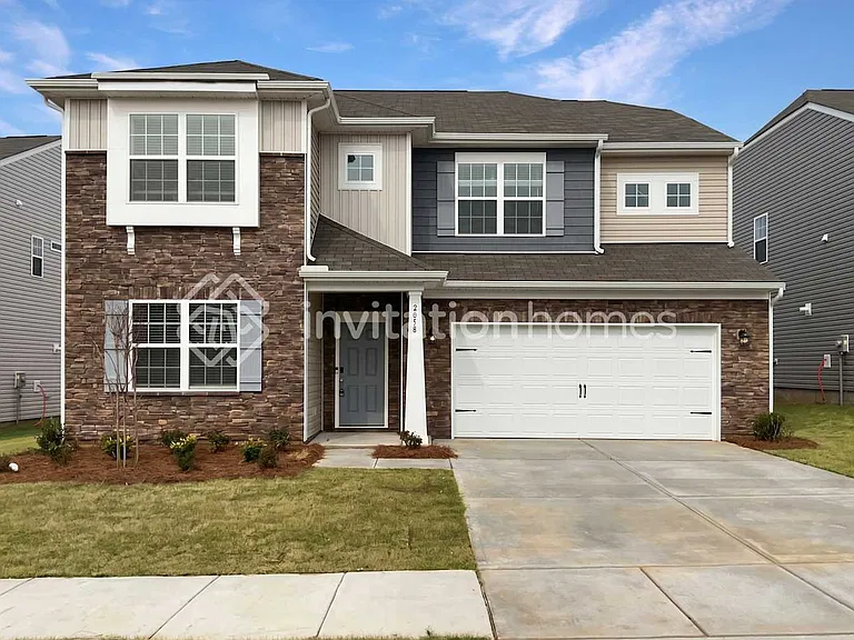 2058 Morning Gold Dr — Photo 1