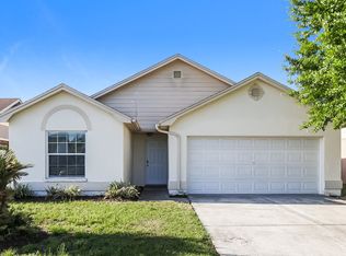 1735 Tarah Trace Dr, Brandon, FL 33510