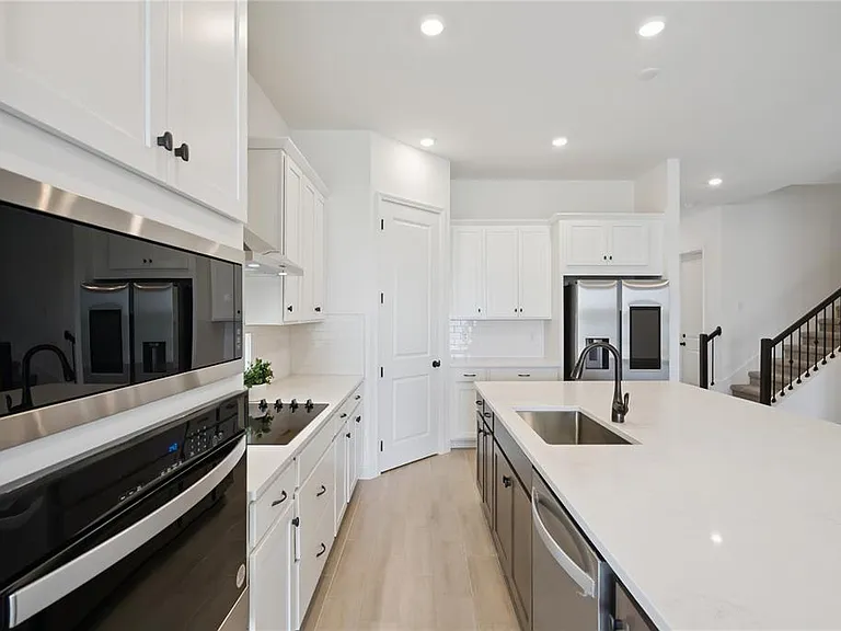 10020 Ballast Dr — Photo 6
