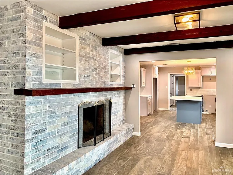 10839 N Stewart Rd — Photo 3