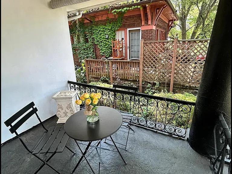 9102 Parkgate Ave — Photo 18