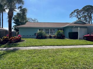 1840 Springwood Dr, Sarasota, FL 34232