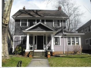 2205 Kerrwood Rd, Cleveland Heights, OH 44118
