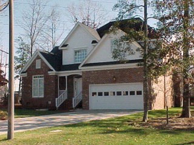 1st image of 1717 Shamrock Ln