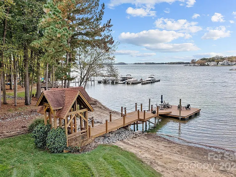 17811 Half Moon Ln — Photo 43