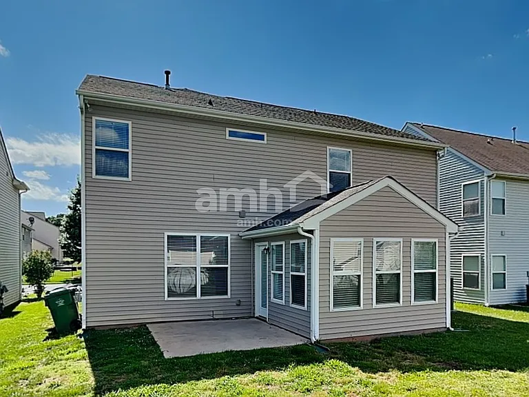 16511 Falconry Way — Photo 27