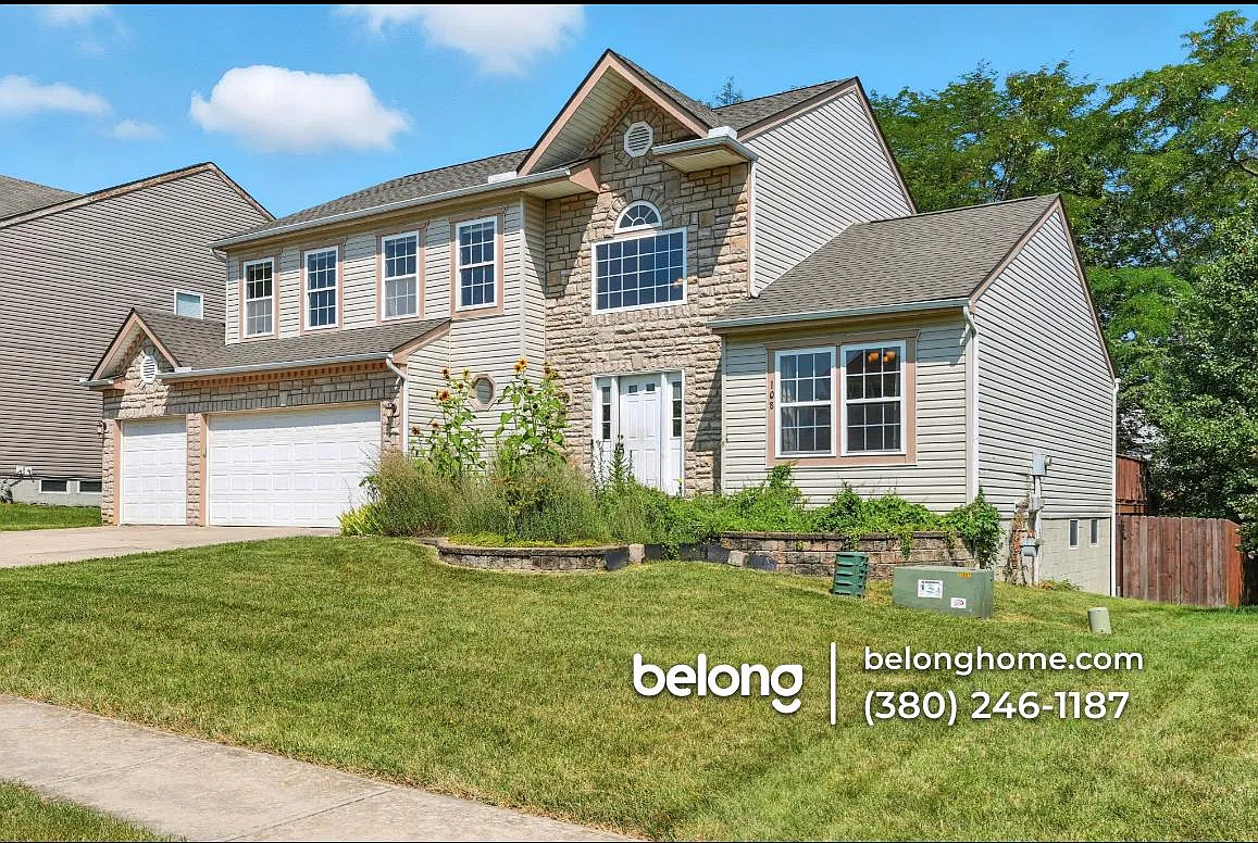 4 bed, 3.5 bath, 3962 sqft, $2,795 — Photo 2