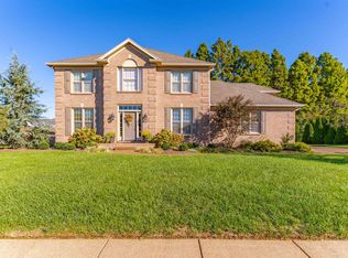 8200 Clearview Dr, Newburgh, IN 47630