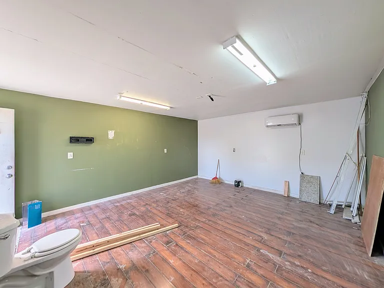 13208 W Tuckey Ln — Photo 6