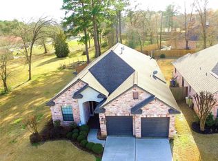 14301 Summerchase Dr, Willis, TX 77318