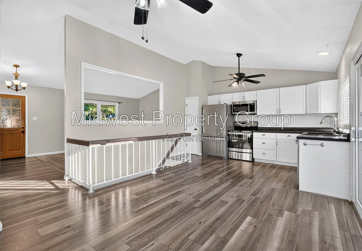 5 bed, 3.0 bath, 1985 sqft, $2,695 — Photo 1