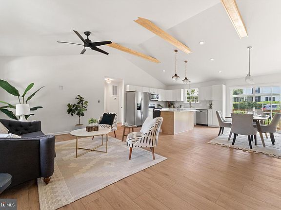 2nd image of 602 Piedmont Ave