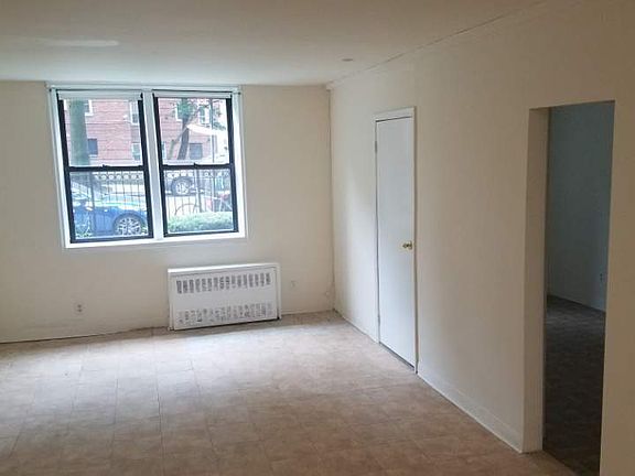 4th image of 14445 41st Ave APT 1B