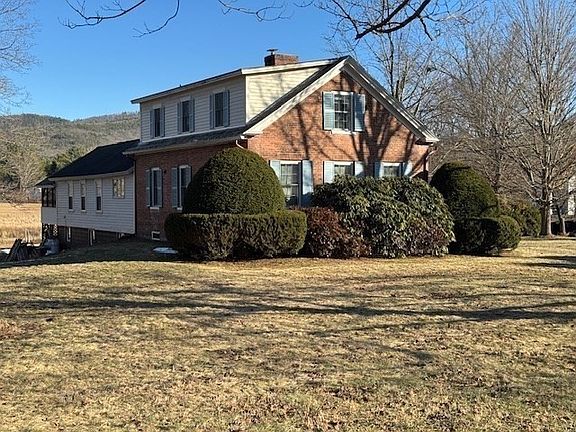 2nd image of 46 Maple St