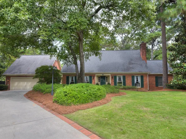 9 Roundhill Ct, Aiken, SC 29803