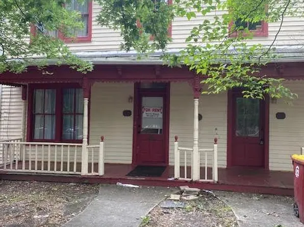 38 Perry St, Petersburg, VA 23803