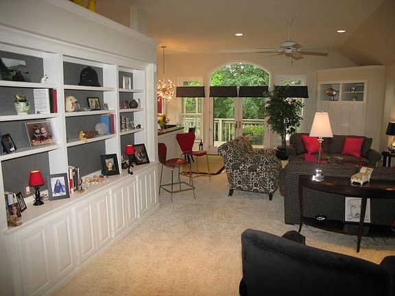 3rd image of 6777 N Melissa Ct #8