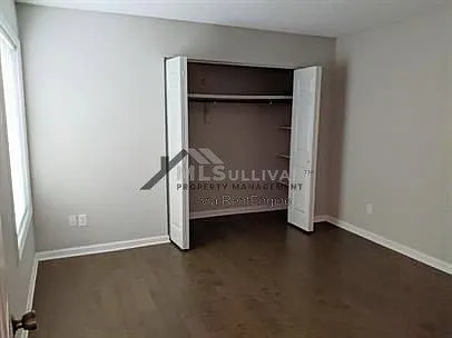 4101 Five Oaks Dr #26 — Photo 6