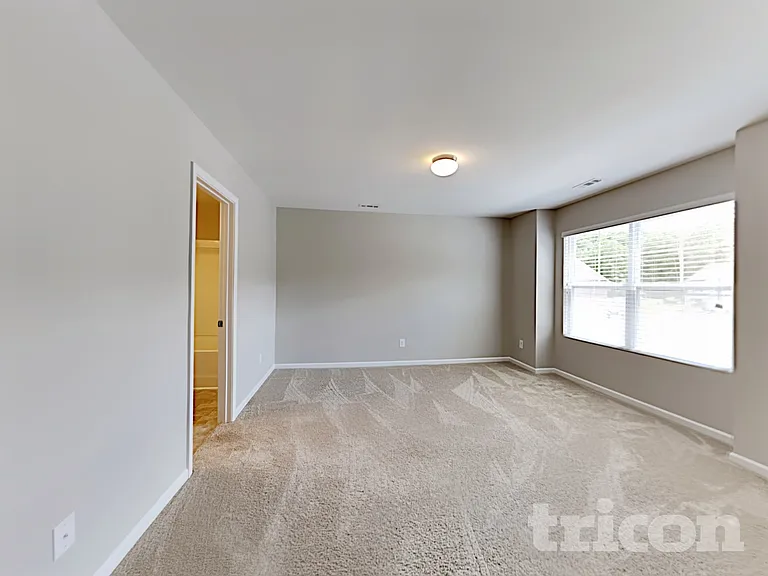 2030 Aragon Ln — Photo 6