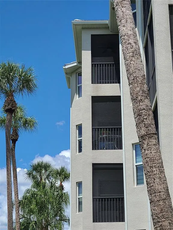 2 bed, 2.0 bath, 1151 sqft, $2,200 — Photo 3