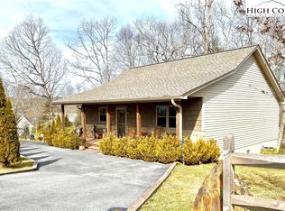 10 Robin Cir, Newland, NC 28657