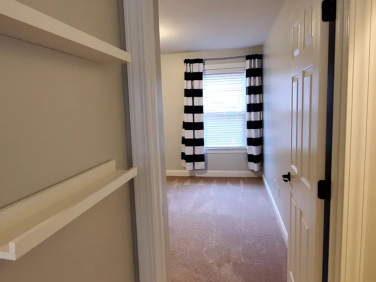 1504 Roustabout Way — Photo 23