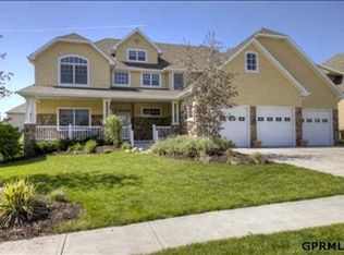 19309 Briggs St, Omaha, NE 68130