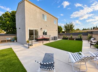 6273 Stewart St, San Diego, CA 92115