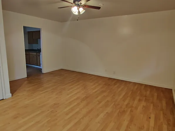 989 Barney St, Merced, CA 95340