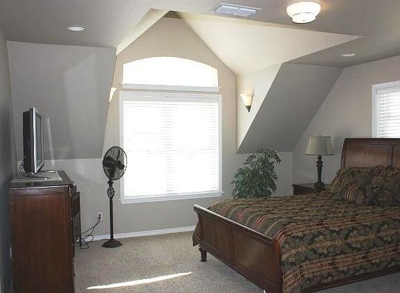 5th image of 658 Maddox Ln
