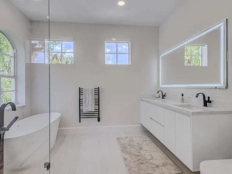 27 Marina Gardens Dr — Photo 53