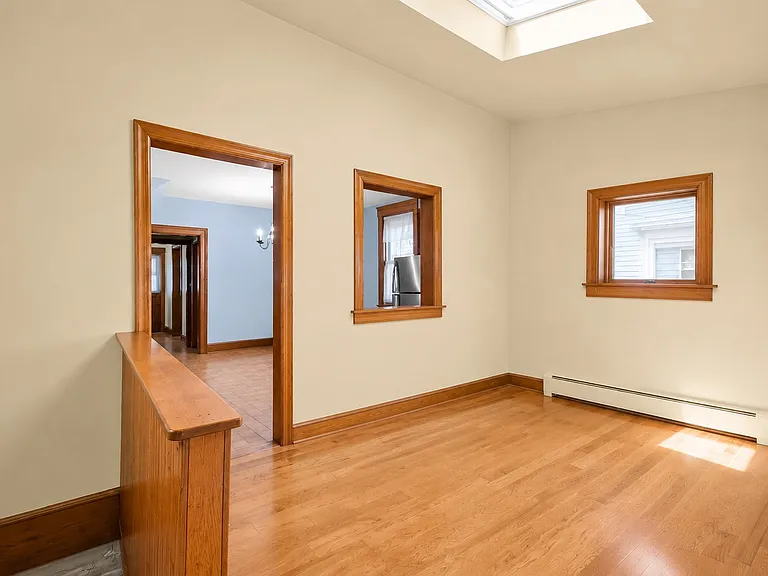 1201 Florence Ave — Photo 9