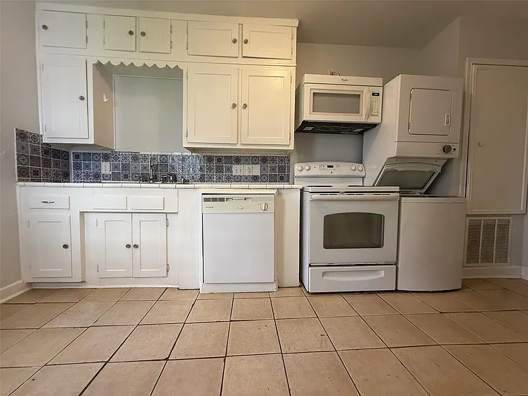 2003 McClendon St #1 — Photo 10