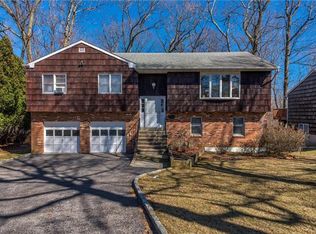 8 Homewood Rd, Hartsdale, NY 10530