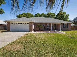 4909 Laurel Oak Dr, Pace, FL 32571