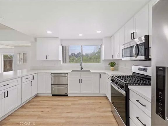 2nd image of 28522 Via Las Flores