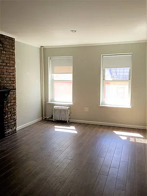Rented by Nest Seekers International | media 6