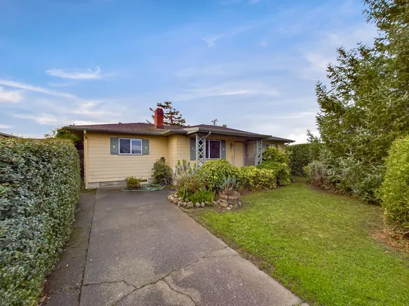 2560 Myrtle St, Fortuna, CA 95540