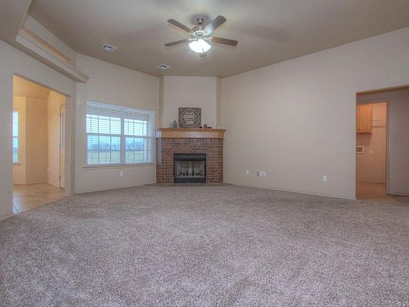 4th image of 6975 Olind Dr