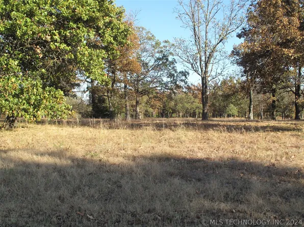 48 S Wilderness Ln, Cookson, OK 74427